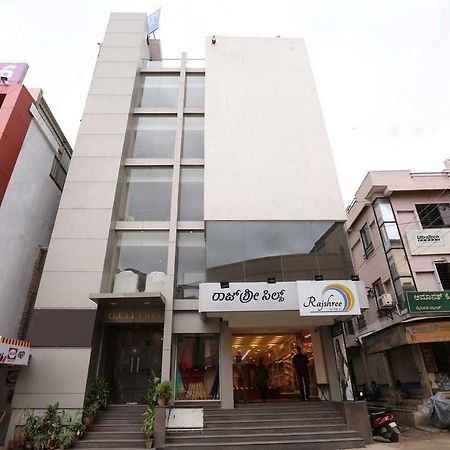 Samasth Rooms And Suits Maiçor Exterior foto