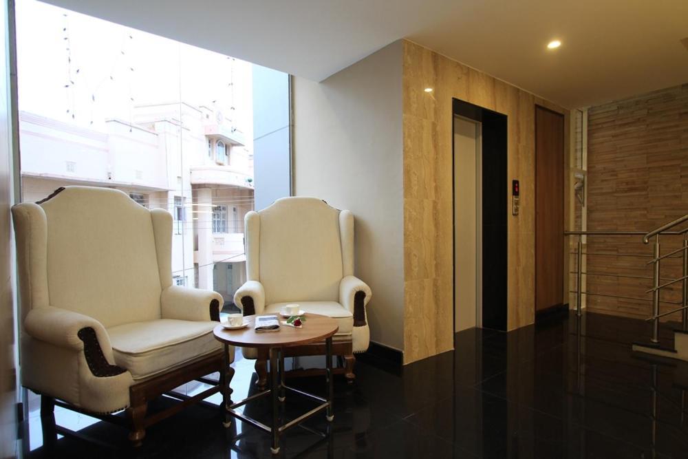 Samasth Rooms And Suits Maiçor Exterior foto