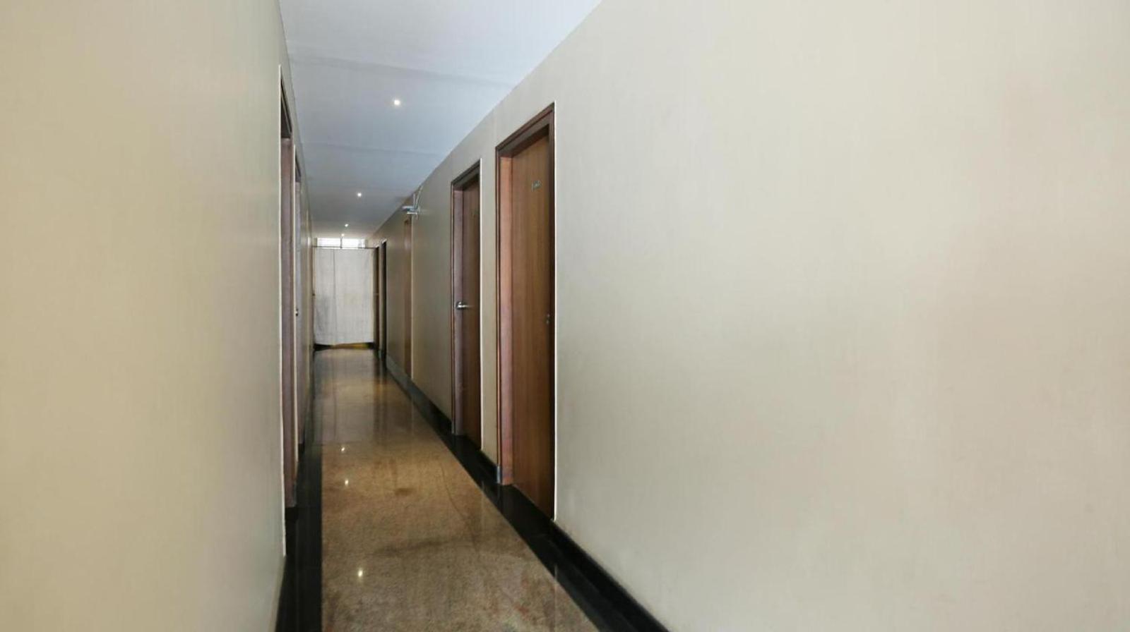 Samasth Rooms And Suits Maiçor Exterior foto